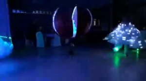 Оригинальная подача свадебного торта