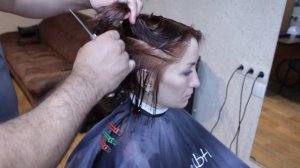 Женская стрижка градуированное каре слоями. female haircut graduated caret. bob