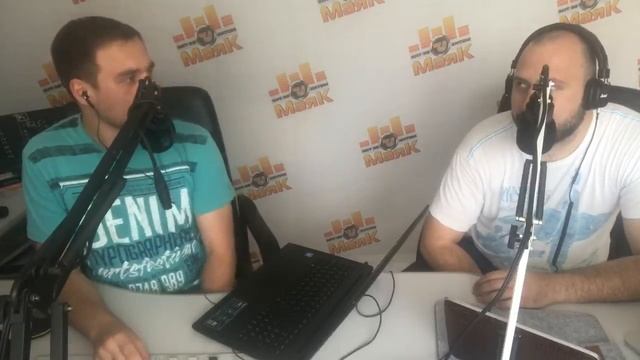 Блондинки против брюнеток смотреть онлайн