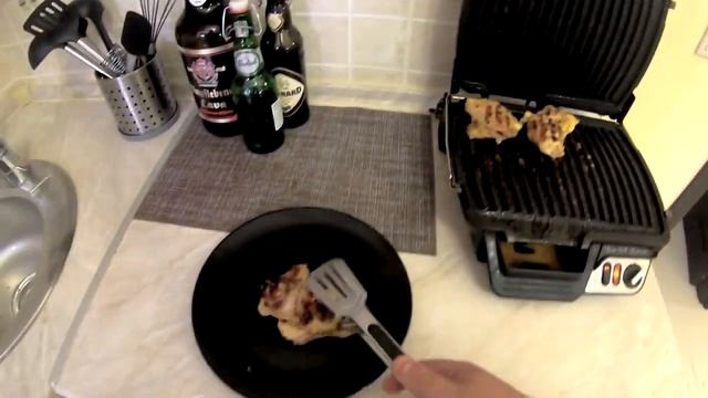 Готовим домашнюю шаурму и сравниваем с шаурмой из ресторана! Какая вкуснее? смотреть онлайн