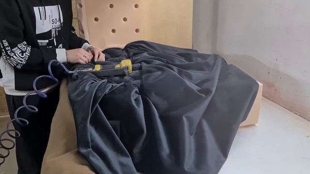 Кресло _Мун_ своими руками. Делаем кресло в каретной стяжке. Шикарное кресло. ПОЛНЫЙ РОЛИК. смотреть онлайн