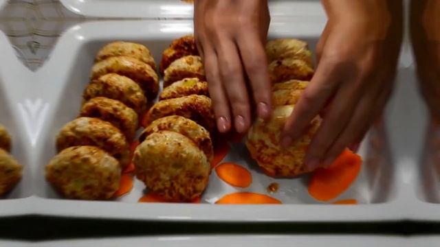 Сочные диетические куриные котлеты с кабачком. Самый вкусный и простой рецепт ☆ Всего 101.5 ккал!