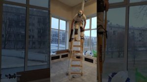 Как одевать самые длинные строительные ходули