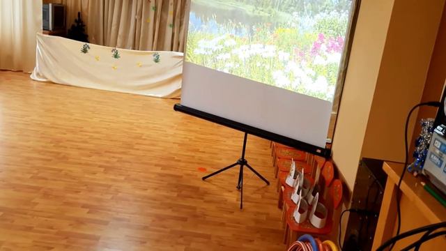 В гости к первоцветам смотреть онлайн