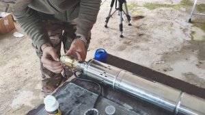 Подключение скважинного насоса и опускание в скважину