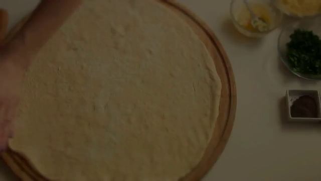 Булочки из дрожжевого теста с сыром смотреть онлайн