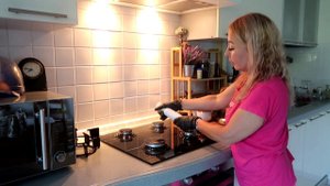 Многие и не ДОГАДЫВАЮТСЯ, что СТЕКЛОКЕРАМИКУ можно отмыть так просто и быстро