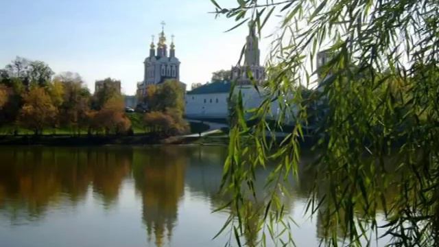 Большой Новодевичий пруд. ОСЕНЬ