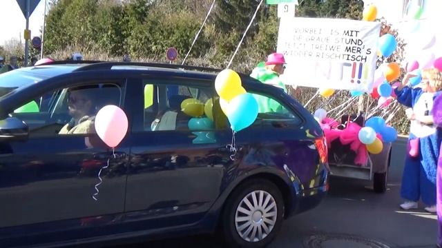 Карнавал в нашем поселке! Carnival in our village!