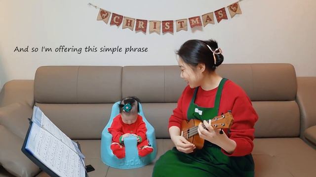 The Christmas song Ukulele Cover смотреть онлайн