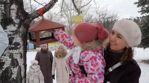 "Веснушки" сделали кормушки