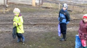 Пасха в деревне, дети.