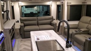 2020 Salem Hemisphere 273RL Travel Trailer by Forestriver RVs @ Couchs RV Nation Caravan Walkthroug