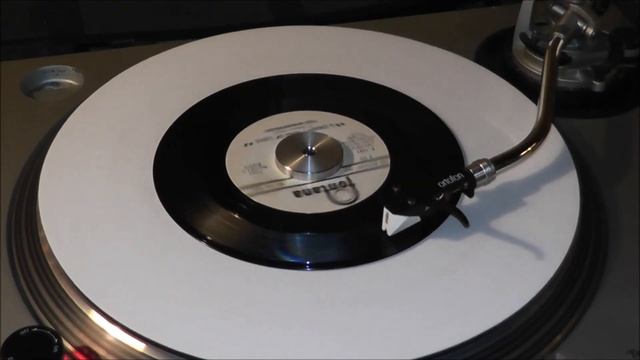 The Mindbenders - A Groovy Kind Of Love  - Mono 45RPM
