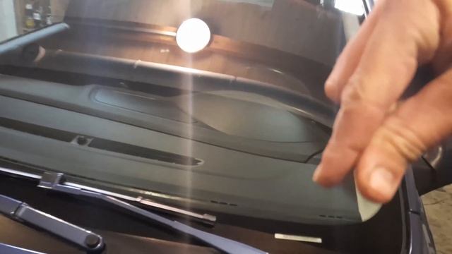 Замена лобового стекла ford focus 2 Часть 2 смотреть онлайн