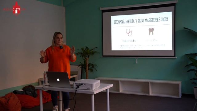 Медицинские университеты и специальности в Чехии || Высшее образование в Европе смотреть онлайн