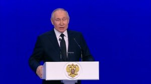 Владимир Путин: К России лезут, потому что завидуют