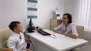 Заботливые дети у врача-эндокринолога