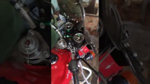 Запуск Явы на холодную без подсоса!    #ява350 #ява638 #ява350638 #jawa350 #jawa638 #jawa350638