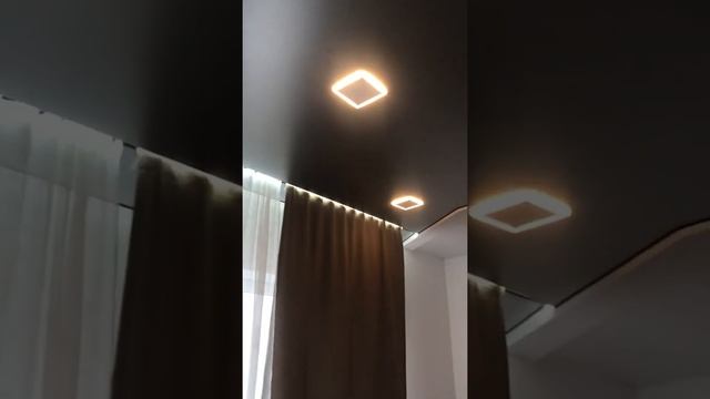 Гардина ПК-5 в натяжном потолке с подсветкой шторы,Светильники трех режимные,Полотно цвет металлик смотреть онлайн