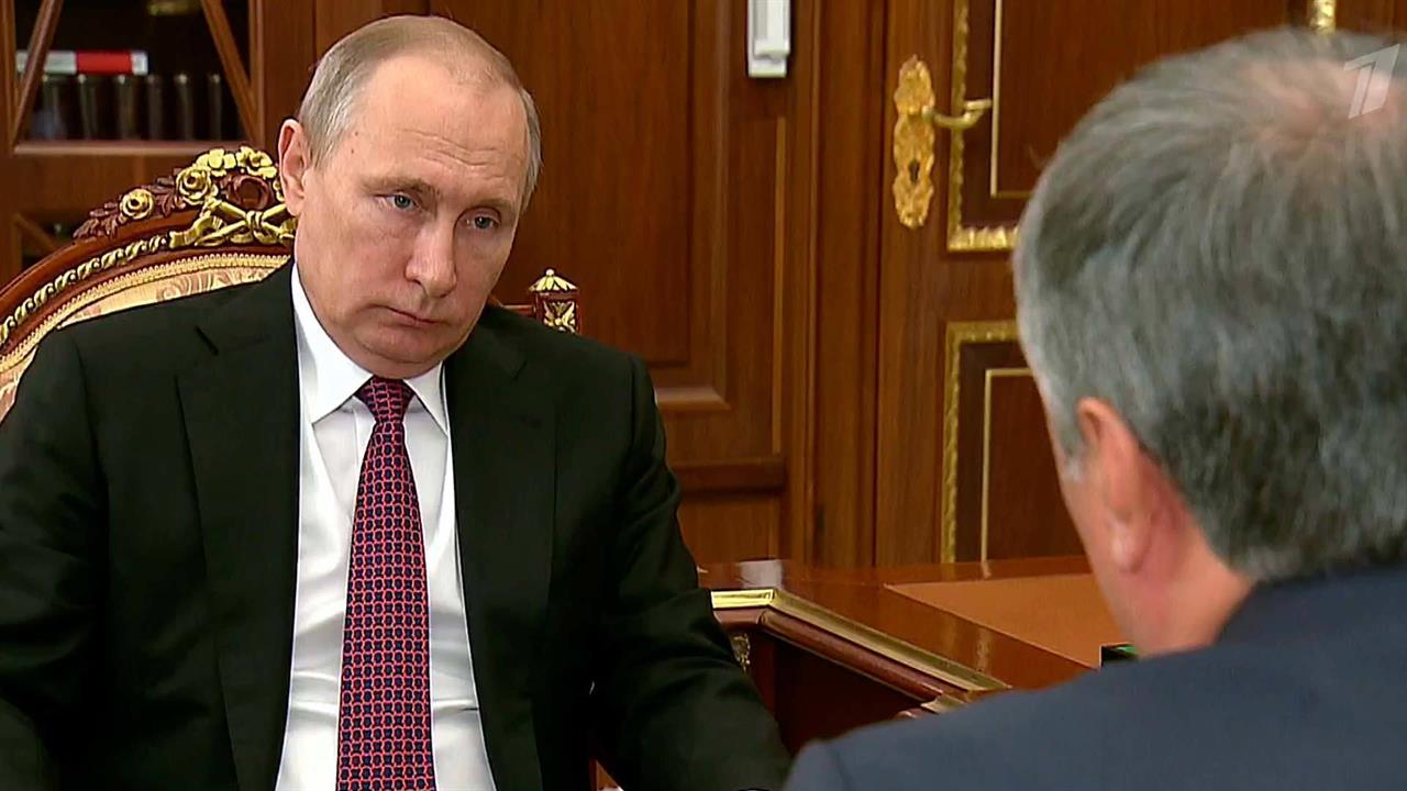 Присягу на верность Отечеству предложил ввести Вла...н для тех, кто принимает российское гражданство