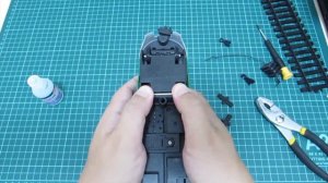 Переделка зеленой электрички ЭР9ПК. Модернизация модели от ТЕХНОПАРК. Простой тюнинг игрушки. Обзор