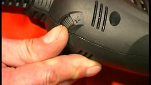 Углошлифовальная машина Интерскол УШМ-125/1100Э