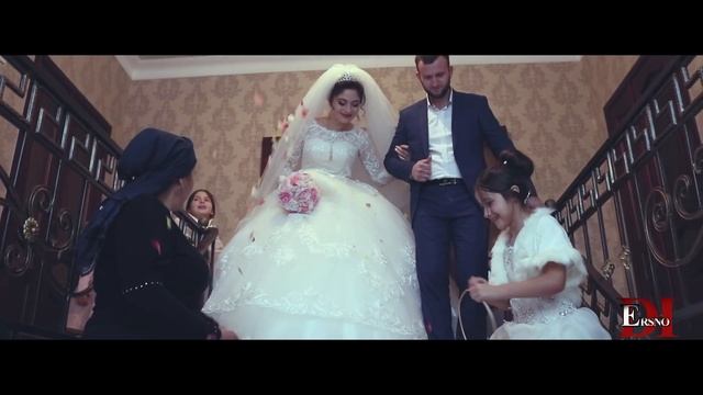 Золотая Чеченская Свадьба двух братьев 2016 (Ersnodi)