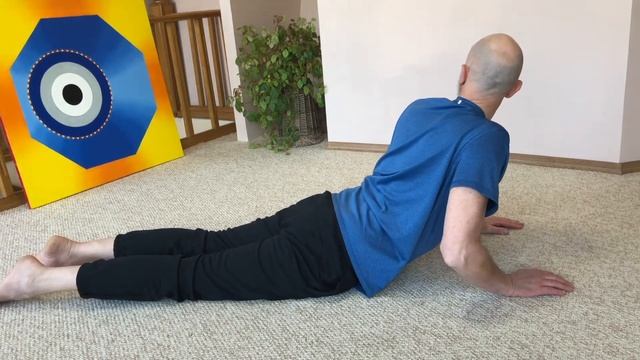 Бхуджанга Карма | Техника выполнения смотреть онлайн