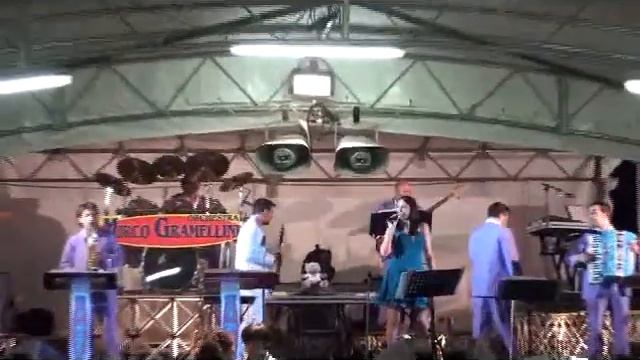 MAZURKA 5 parti ballata da Luca Marta e Federico Debora con orchestra di Mirco Gramellini Festa P смотреть онлайн
