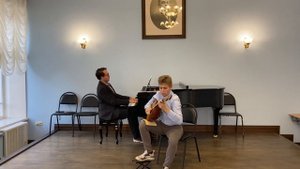 Золтан Кодай «Танцы деревни Каллаи», 1 часть