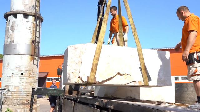 Приемка блоков из оникса для вытачивания цельных ванных !