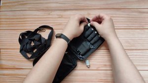 СИСТЕМА СКРЫТОГО НОШЕНИЯ АЭРОЗОЛЬНОГО УСТРОЙСТВА