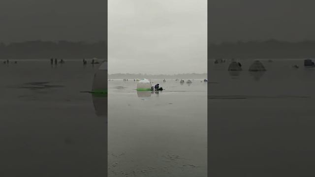 Кременчугское водохранилище. Пронозовка. Зимняя рыбалка. смотреть онлайн