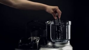 Установка ножей в комбайн BORK B801 - видео инструкция