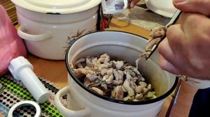 Вкуснейший салат из рыбы!!! Хе.