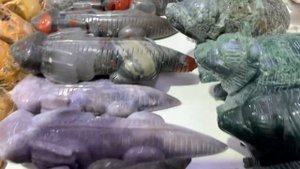 Выставка камней минералов Самоцветы  Виртуальная No 1 Аксолотль и зайчики