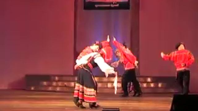 Народный ансамбль танца "Боярышня"-Карачанка