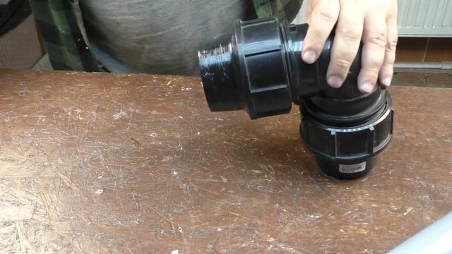 Без переходников и муфты соединяем любые трубы разного диаметра смотреть онлайн