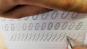 Делаю уроки по чистописанию. Урок 7, класс 1