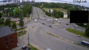 Холодильник упал с машины