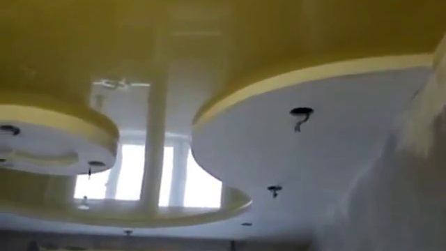 Натяжной глянцевый потолок видео смотреть онлайн