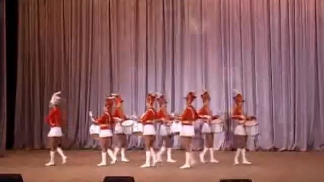 Дефиле мажореток, парад, рок дефиле
