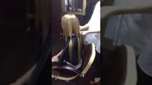 Дорого продать волосы.