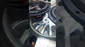 доступный сабовый динамик AMP MASS 500  12D2