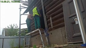 1205 Строительство деревянного дома. Вырезка двери..1080p