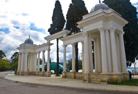 Сухум и пещера Абрскила "Снова в дорогу"