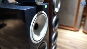 Unbox và cảm nhận nhanh Bowers & Wilkins 702 S3