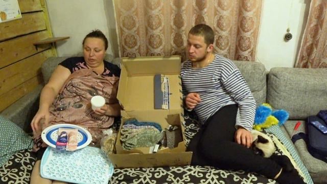 Посылка с носками! Подписчица одела всю семью. Ферма Алдохиных
