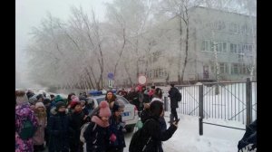 В российском регионе детей массово эвакуировали из школ